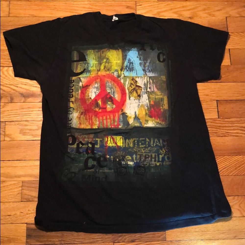 Graphic tee